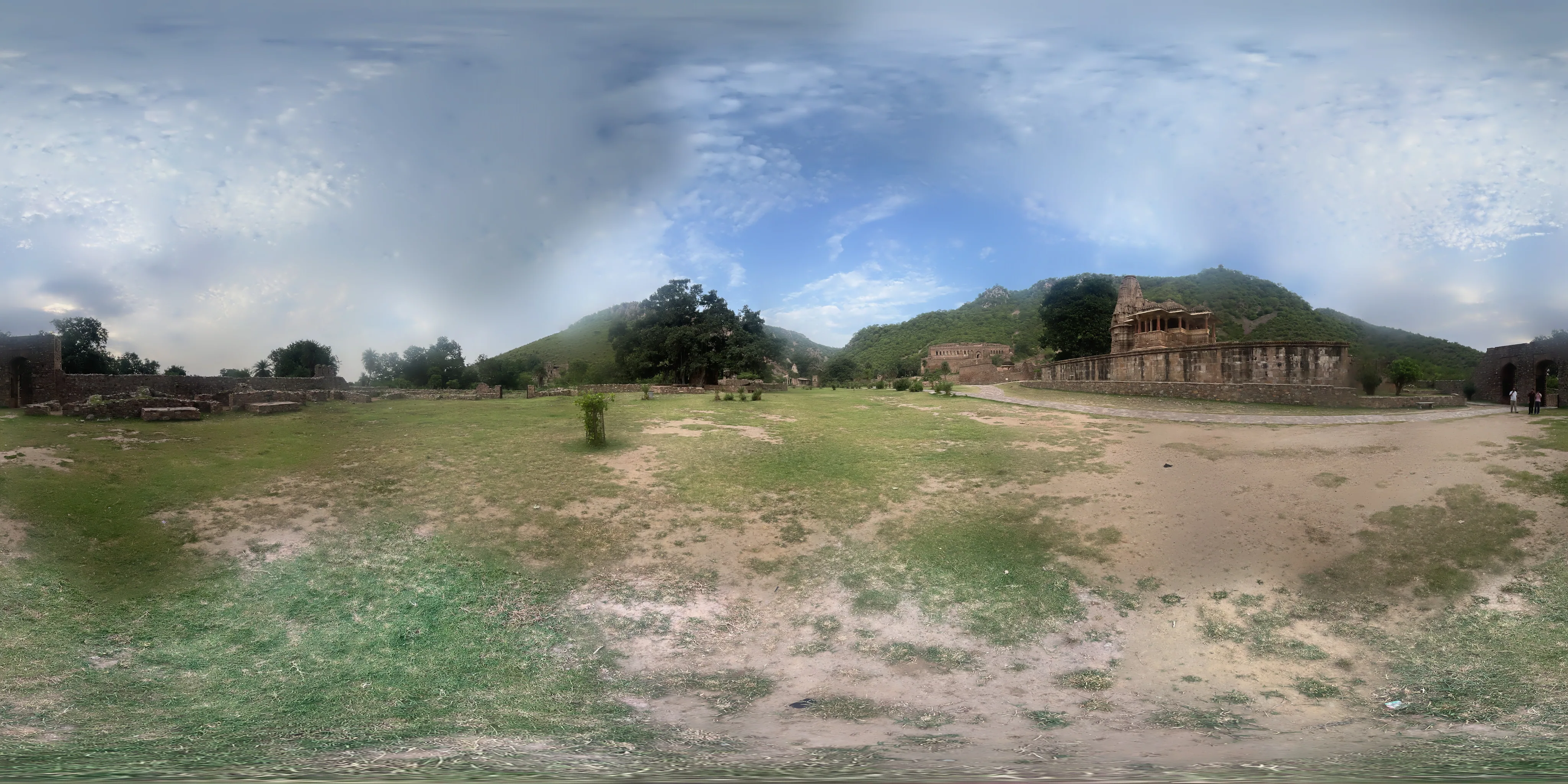 360 degree photo of Gopinath Temple at Bhangarh Fort by Himanshu Rastogi